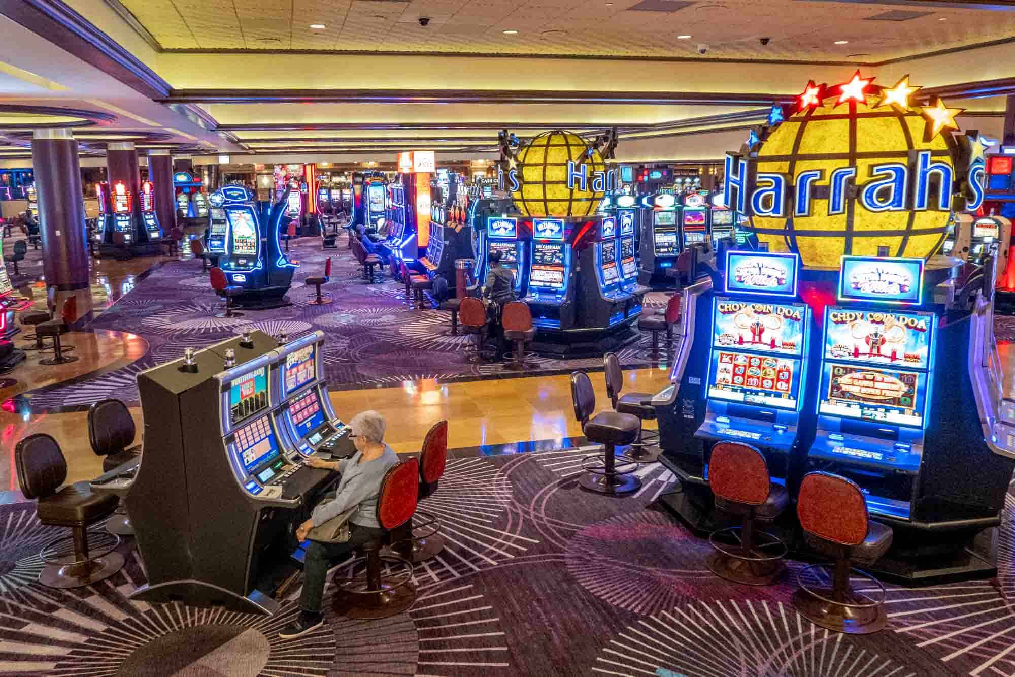 Blackjack'te Başlangıç Stratejileri: Kazanma Potansiyelinizi Artırın